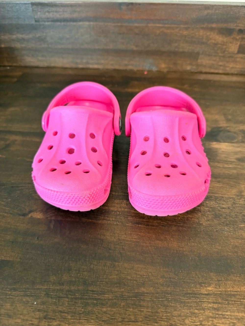 CROCS Kids Bright Pink Classic Clog Sandals